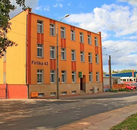 שצ'צ'ין Hostel Firlik מראה חיצוני תמונה
